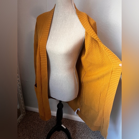 Max Studio Mustard Open-Front Cardigan Size Medium - Picture 11 of 15